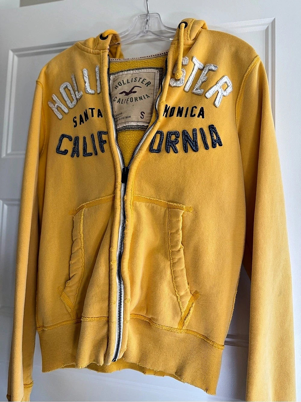 Hollister Santa Monica California Applique Zip-Up Hoodie Small